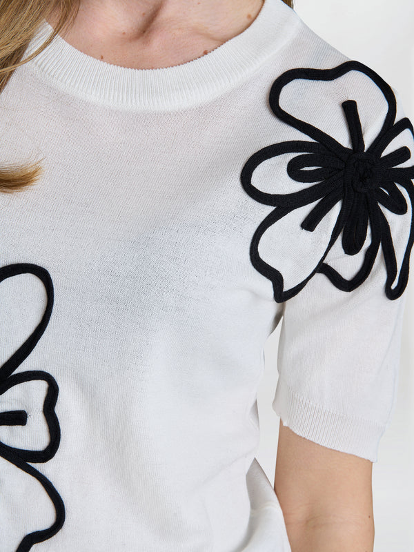 Vicki Short Sleeve Sweater With Flower Applique