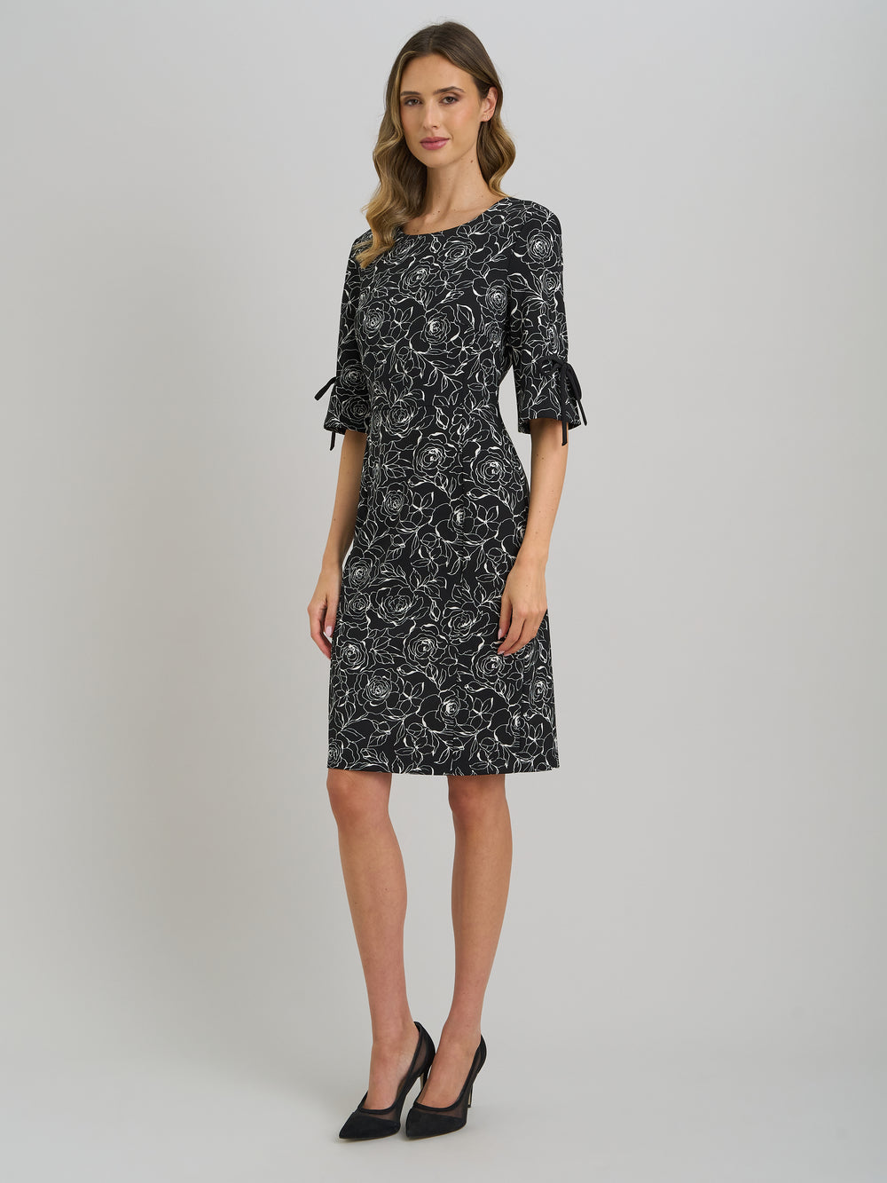 Floral Shift Dress With Bow Detail
