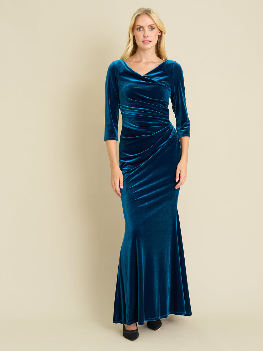 Sophie Velvet Maxi Dress With 3/4 Sleeve