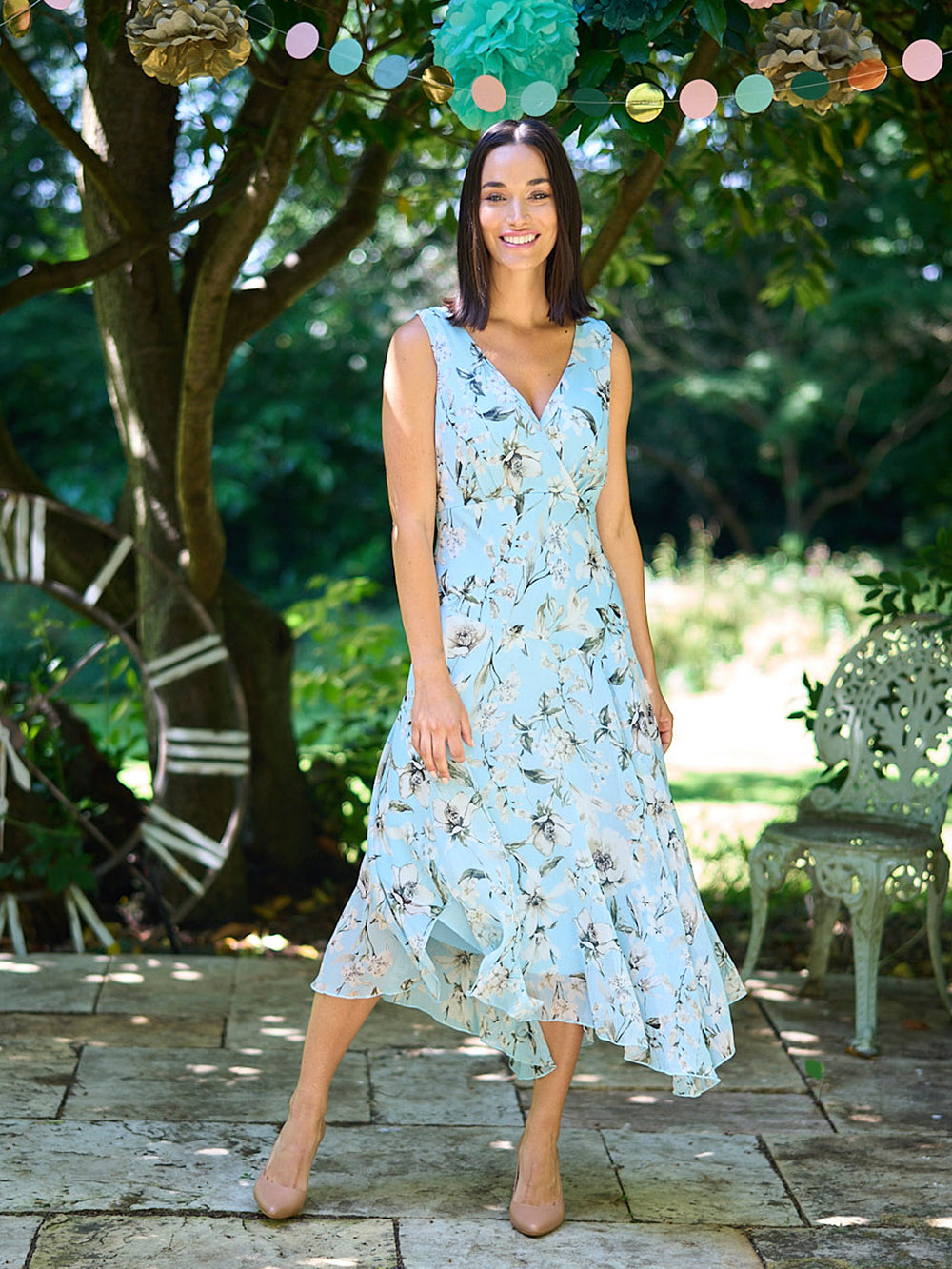 Cressida Floral Print Chiffon Asymmetric Hem Dress Gina Bacconi Cressida Floral Print Chiffon Asymmetric Hem Dress Gina Bacconi