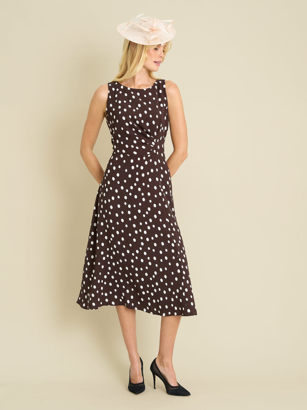 Lacinda Sleeveless Shift Dress