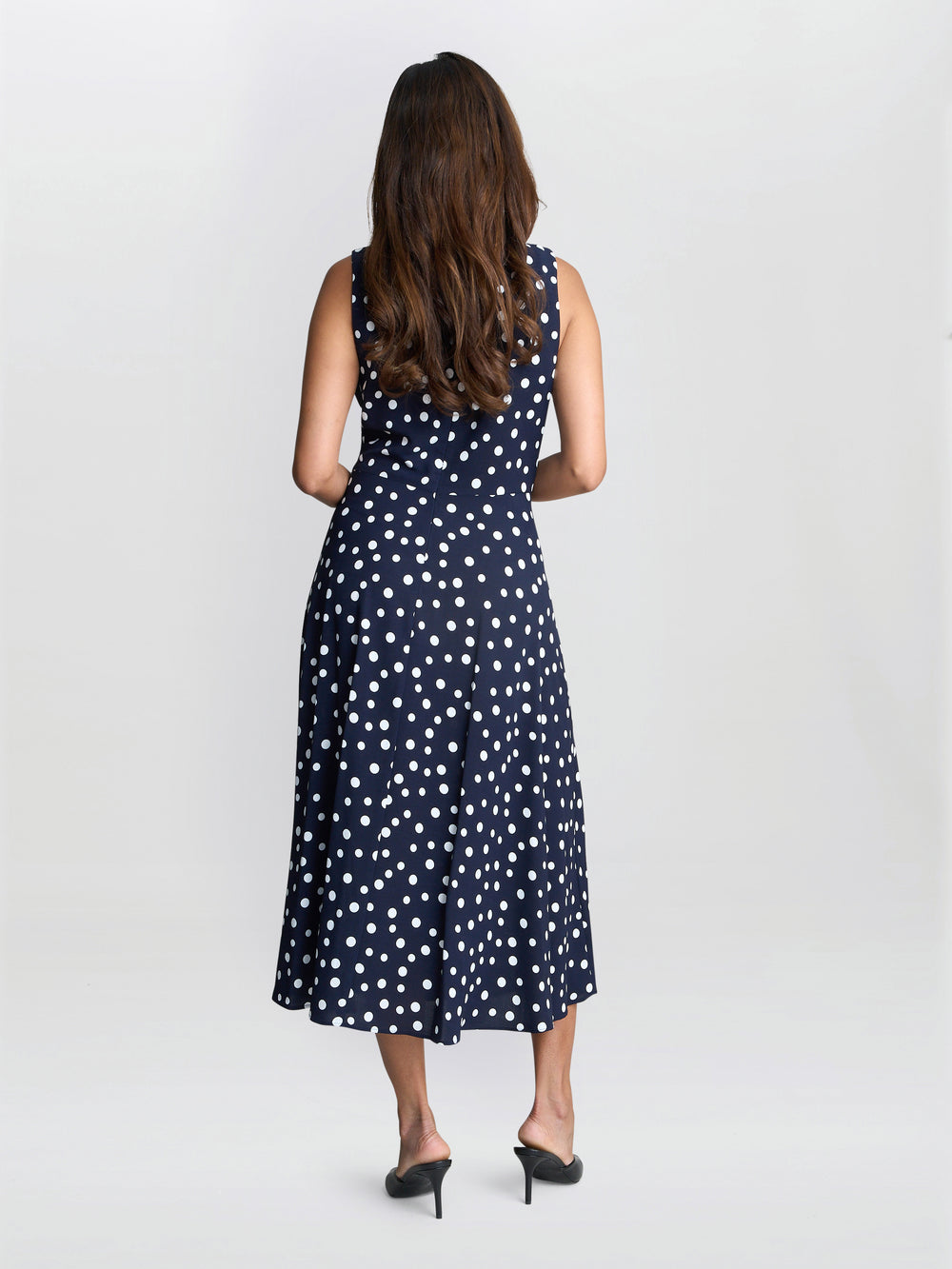 Lacinda Sleeveless Shift Dress