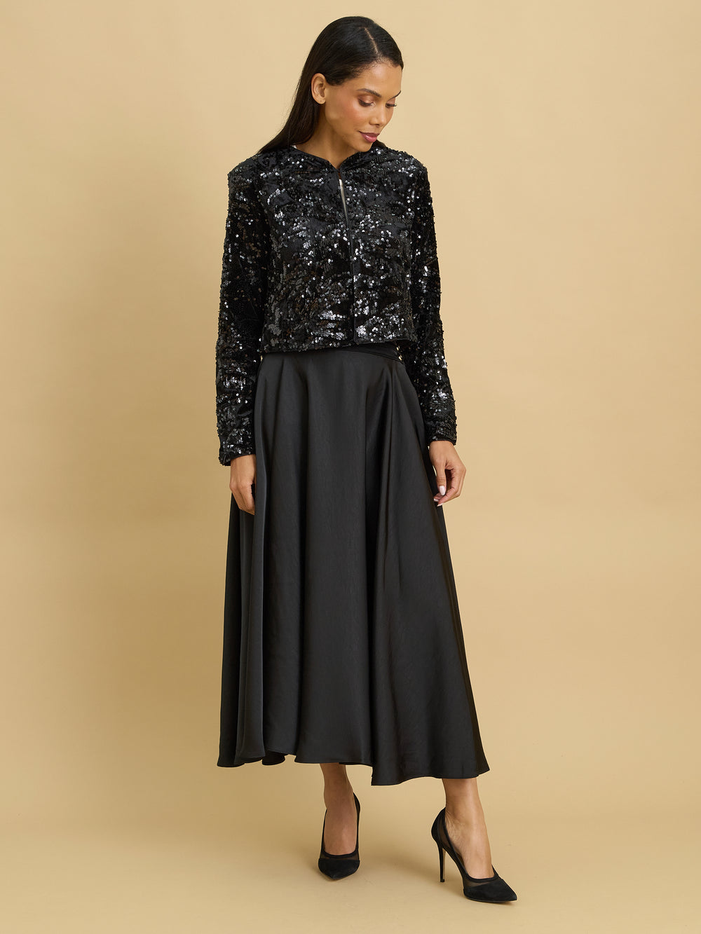 Oda Sequin And Velvet Bolero Jacke