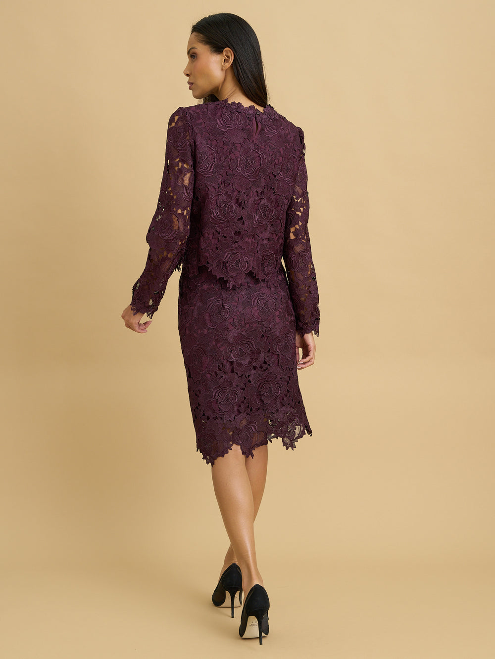 Meryl Lace Knee Skirt