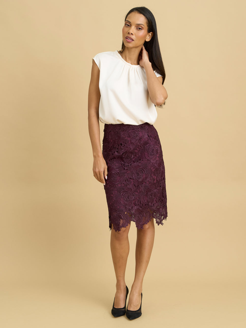 Meryl Lace Knee Skirt