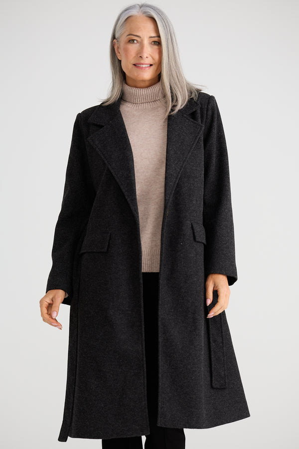 Julianne Coat