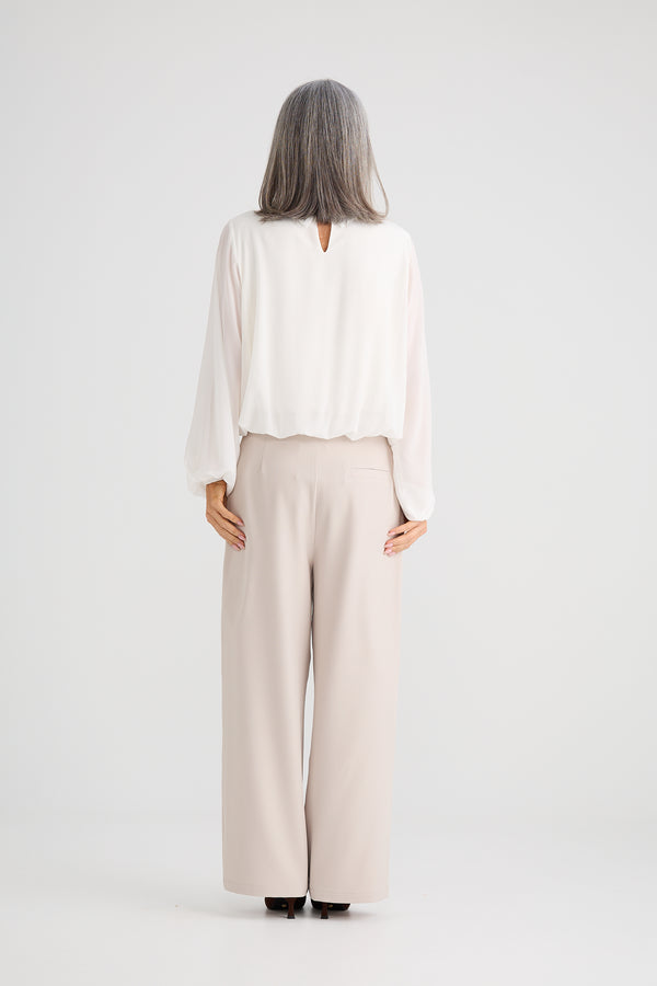 Elisabeth Top
