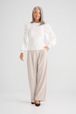 Elisabeth Top